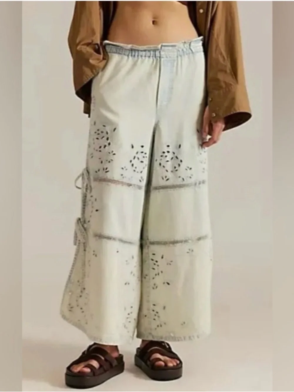 We The Free x Free People Day Break Eyelet Jeans NWT L - Picture 3 of 8